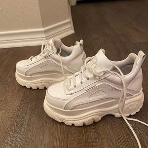 Lupe Platform Sneakers from Princess Polly